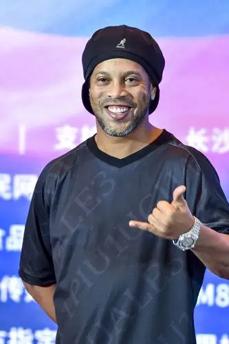 为他个人和