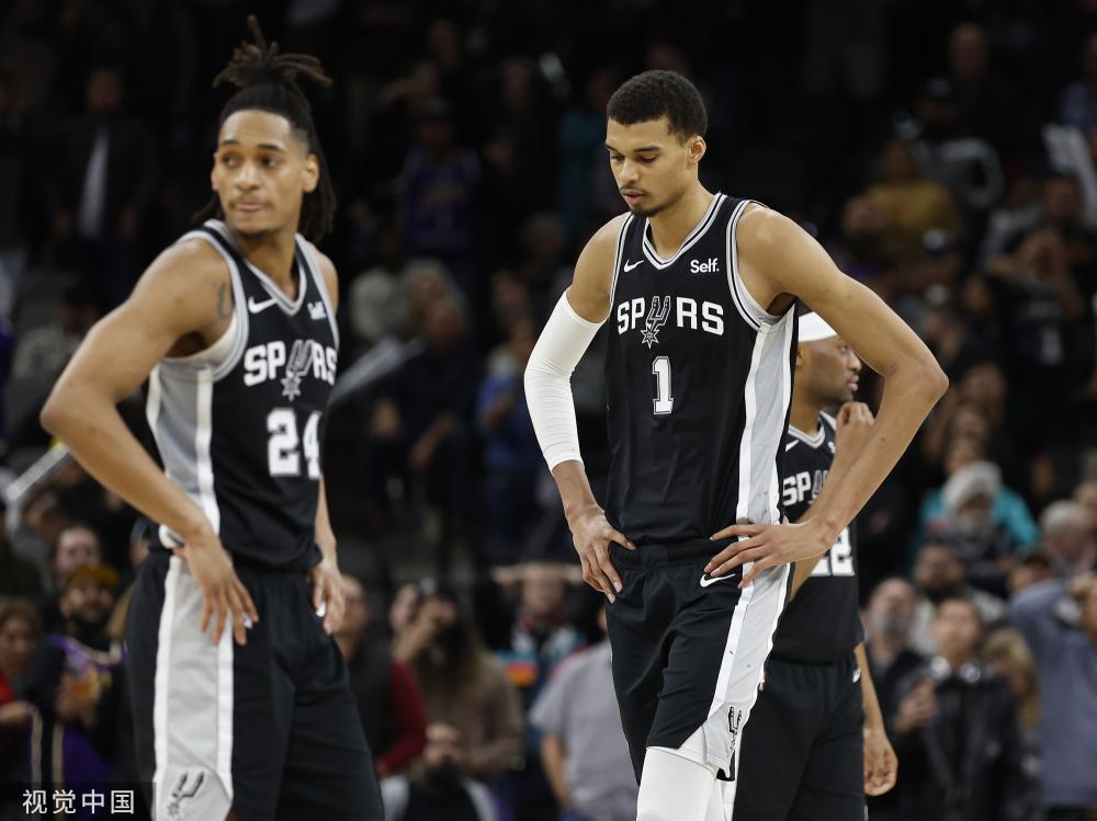 了热烈的讨 了热烈的讨