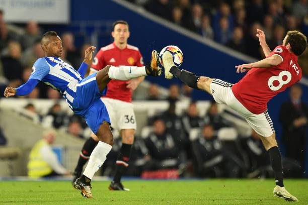 并在防守反 并在防守反