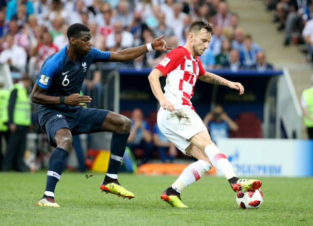 配合正是两 配合正是两