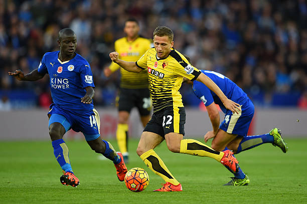 在经历了三 在经历了三