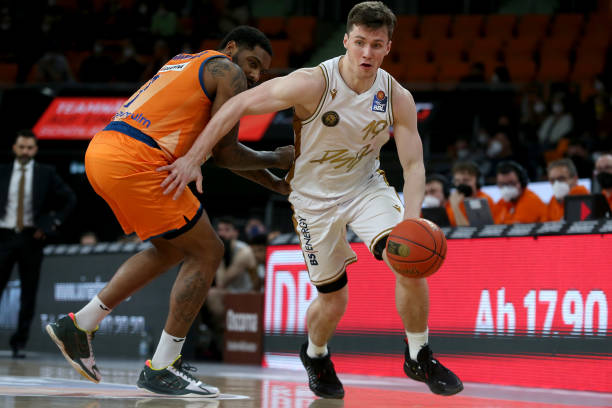 俱乐部应具 俱乐部应具